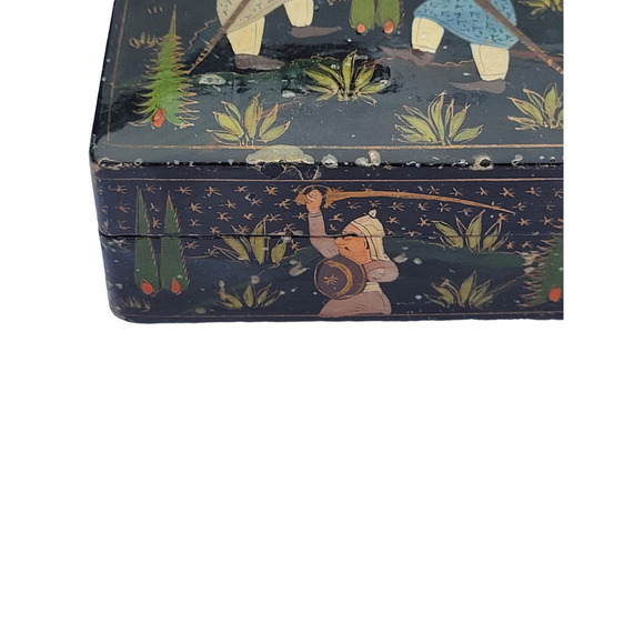 Vintage Russian Black Lacquer Green Blue Trinket Box Fighting Scene - Picture 6 of 13